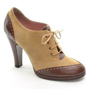 Marc Jacobs Brown Perforated Lace Up Booties Pumps 40.5